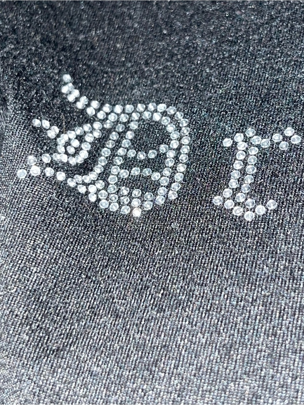 Bluenotes Rhinestone 'Dramatic' Tee Small - Picture 2 of 3